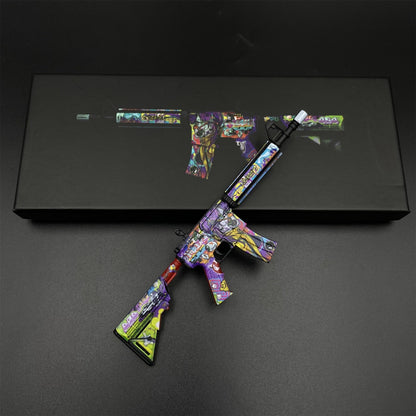 CS2 Game Peripheral - Metal Tiny M4A4 In Living Color Gun Replica Game Prop Collectible