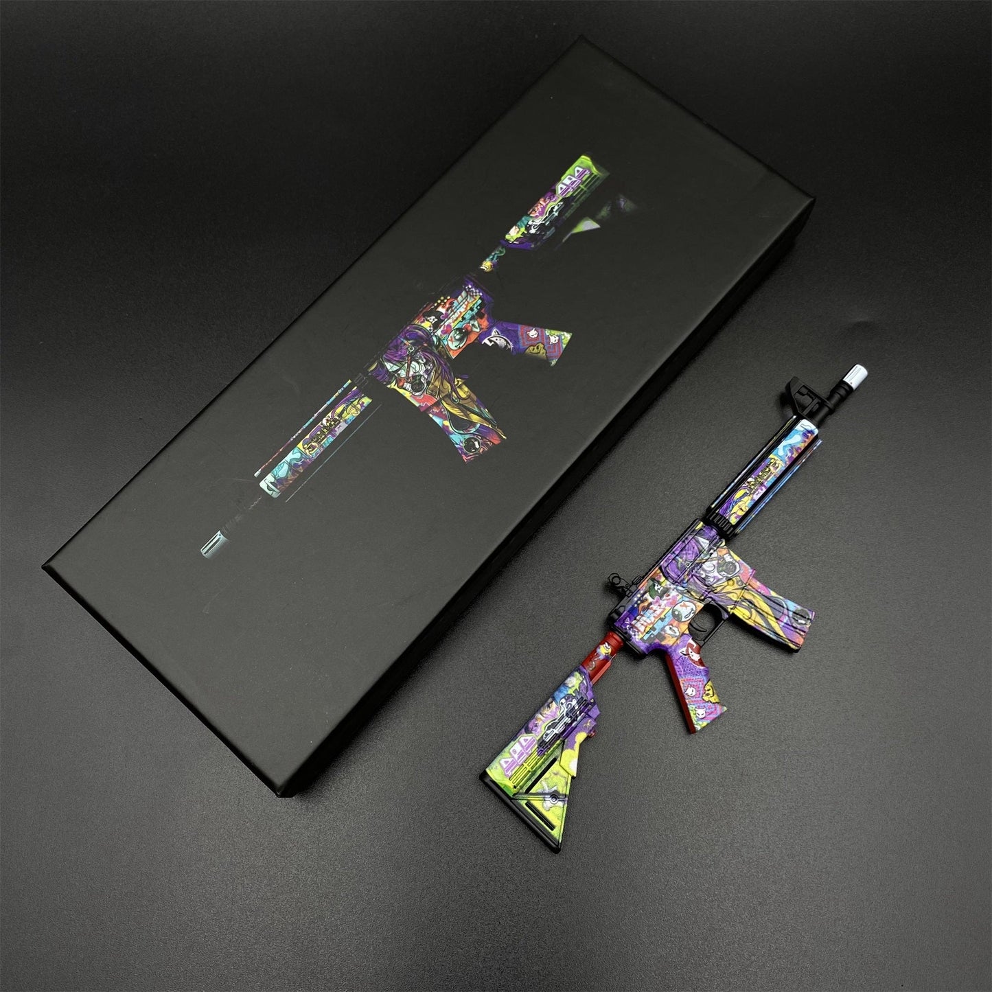 CS2 Game Peripheral - Metal Tiny M4A4 In Living Color Gun Replica Game Prop Collectible