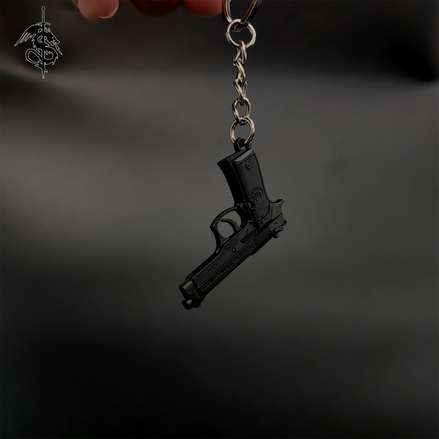 Metal Mini M92F Gun Keychain Beretta 92 Model Pendant
