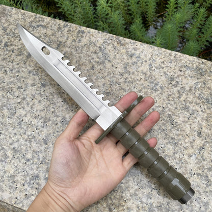 Re4 M9 Dagger Metal Replica