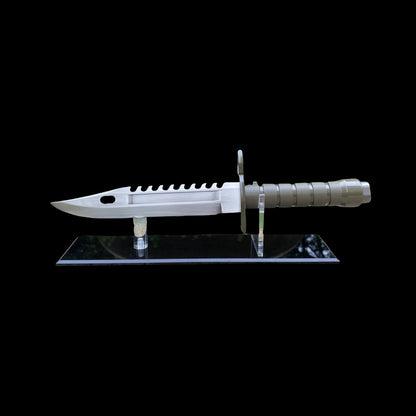 Re4 M9 Dagger Metal Replica