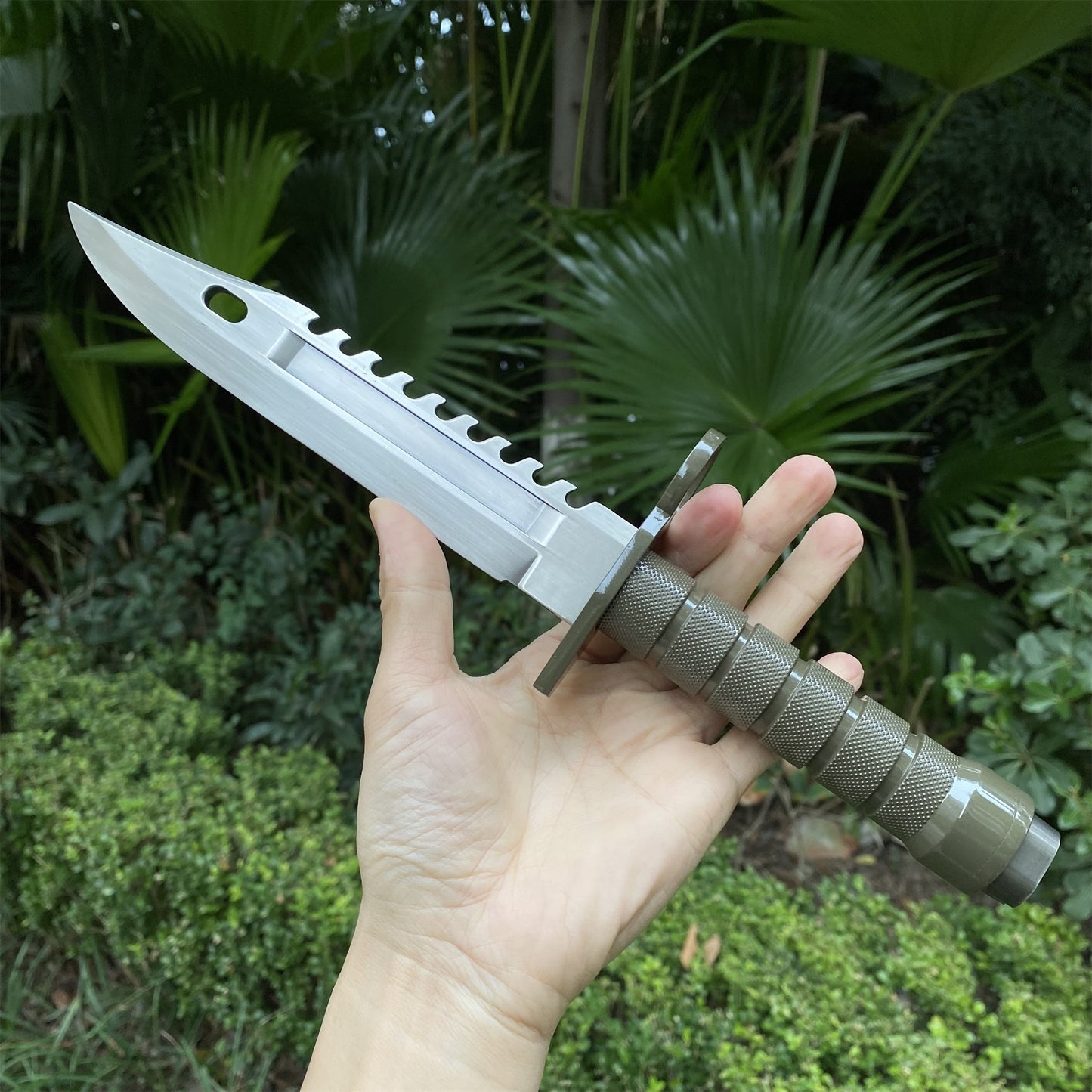 Re4 M9 Dagger Metal Replica