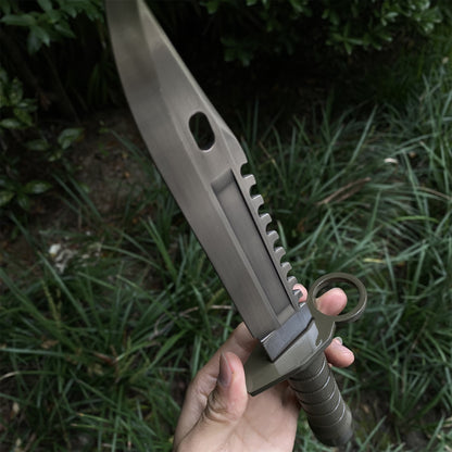 Re4 M9 Dagger Metal Replica