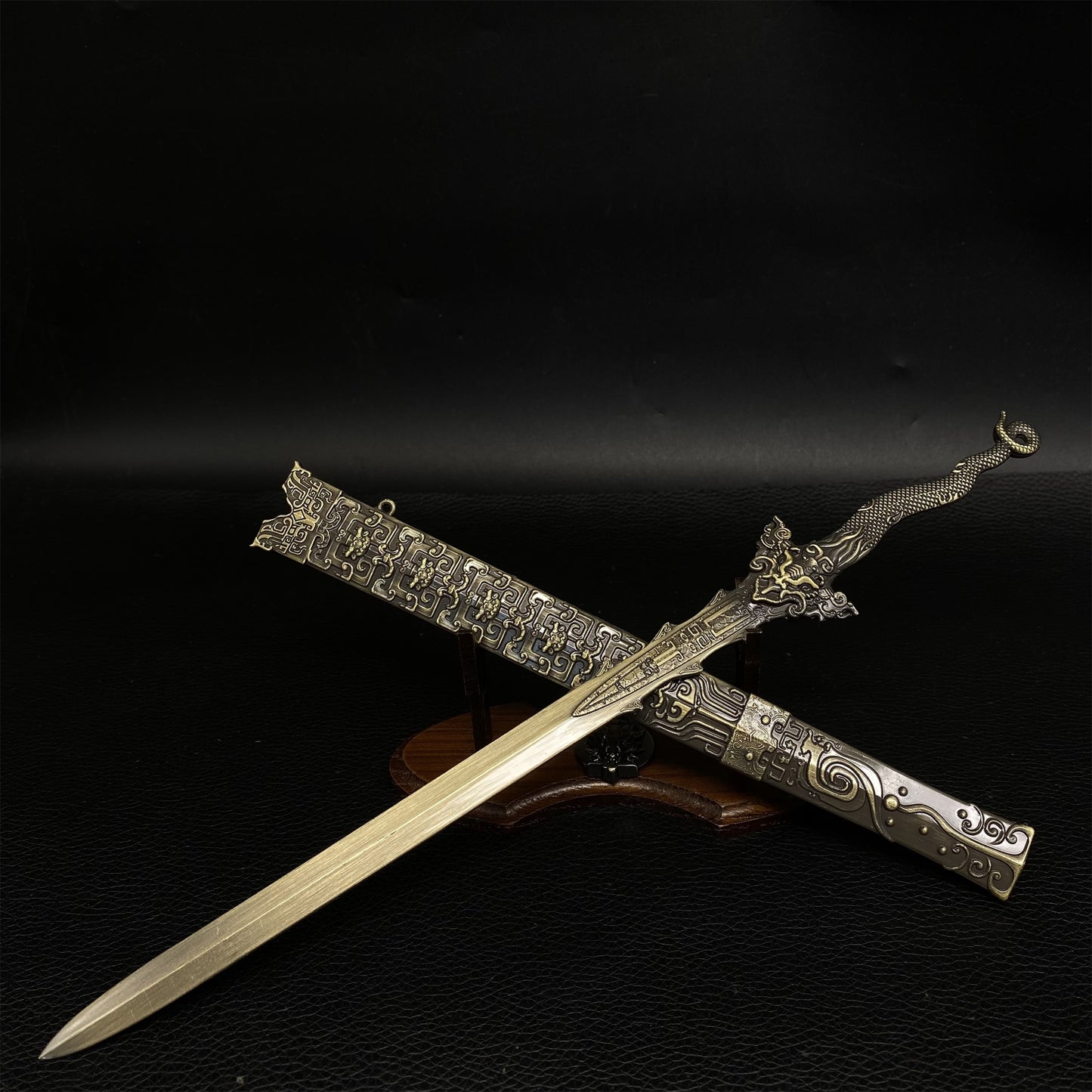 Chinese Ancient Weapon Magical Dragon Sword