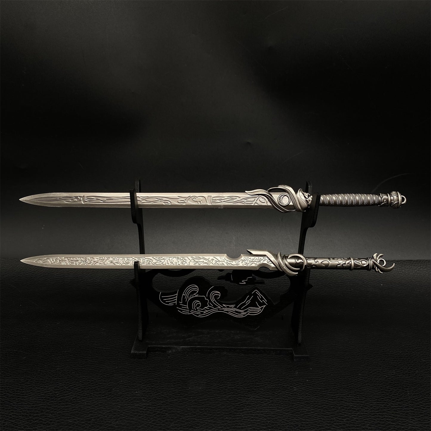 Male And Female Swords 2pcs Metal Replica