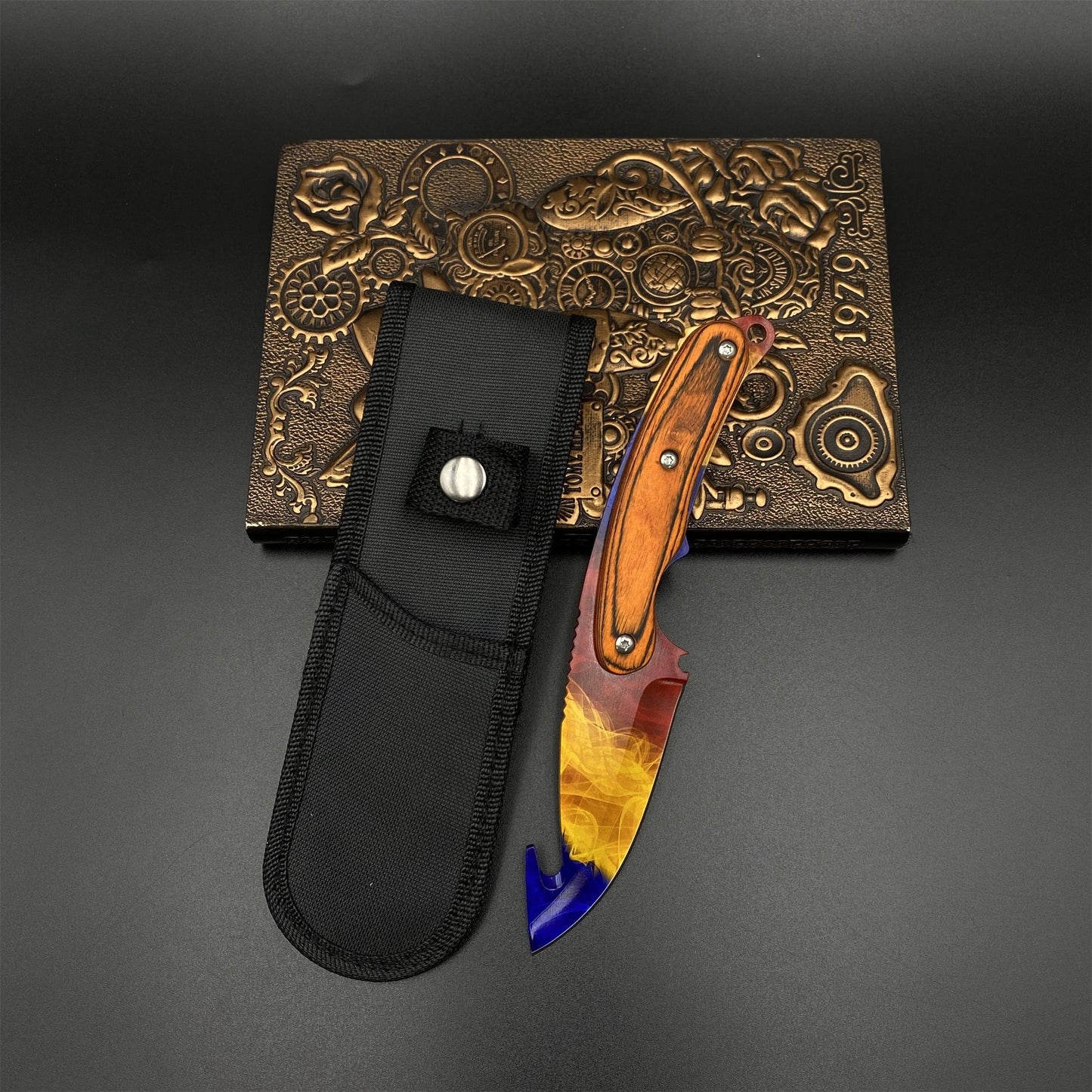 420 Steel CS2 Fire Gradient Knife Collectible Model Outdoor Camping Knife