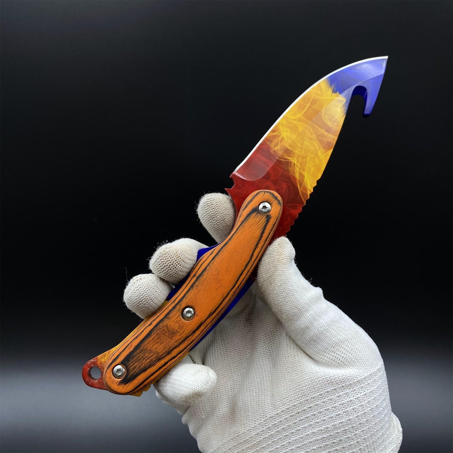 420 Steel CS2 Fire Gradient Knife Collectible Model Outdoor Camping Knife