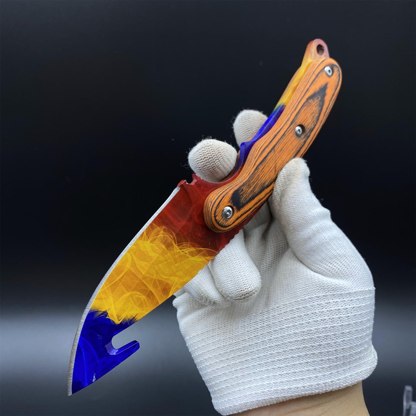 420 Steel CS2 Fire Gradient Knife Collectible Model Outdoor Camping Knife