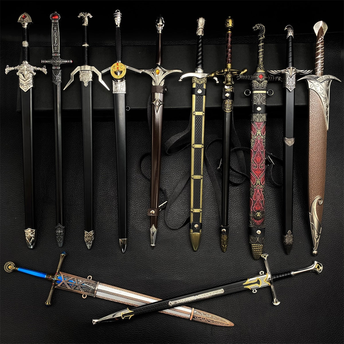 Middle Ages Sword Metal Replica Cold Weapon Mini Art Collection 12 Options