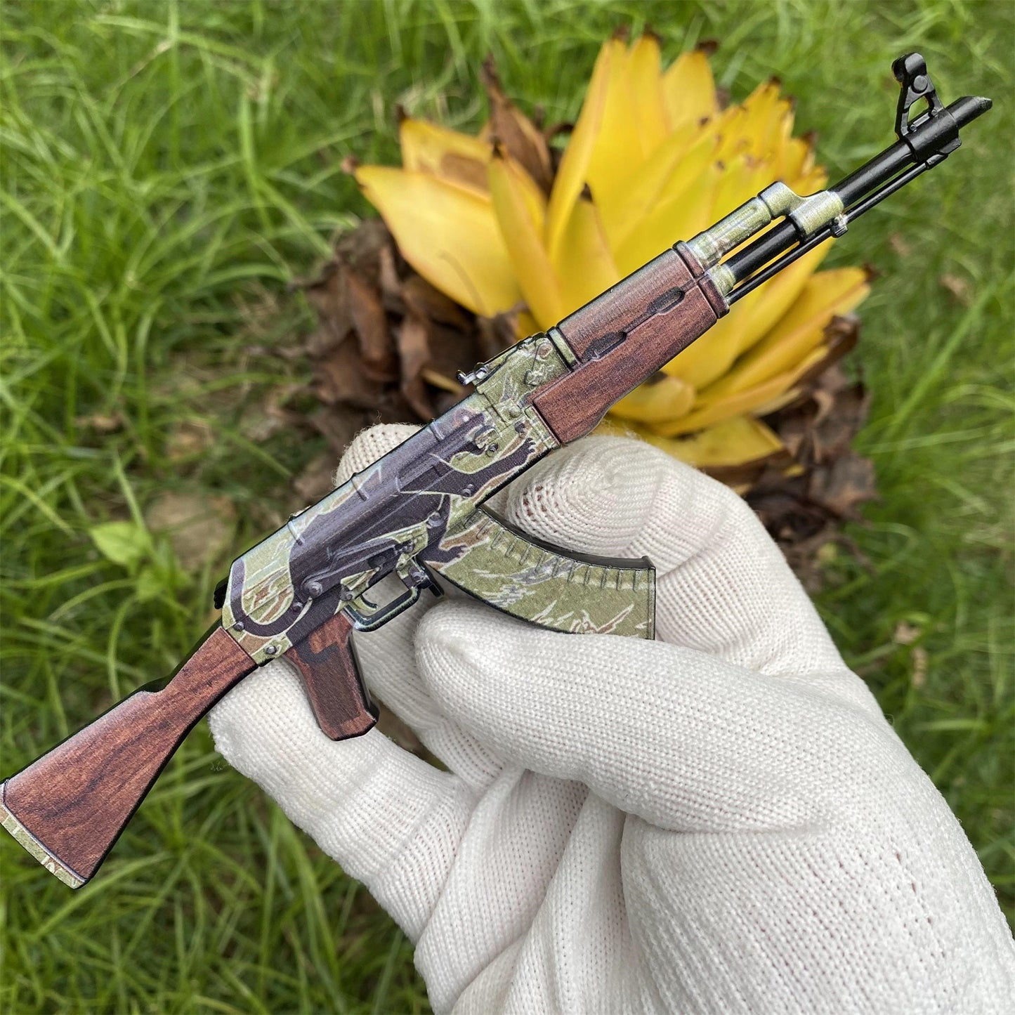 Tiny AK-47 Jaguar Miniature Metal CSGO Fan Art For Display