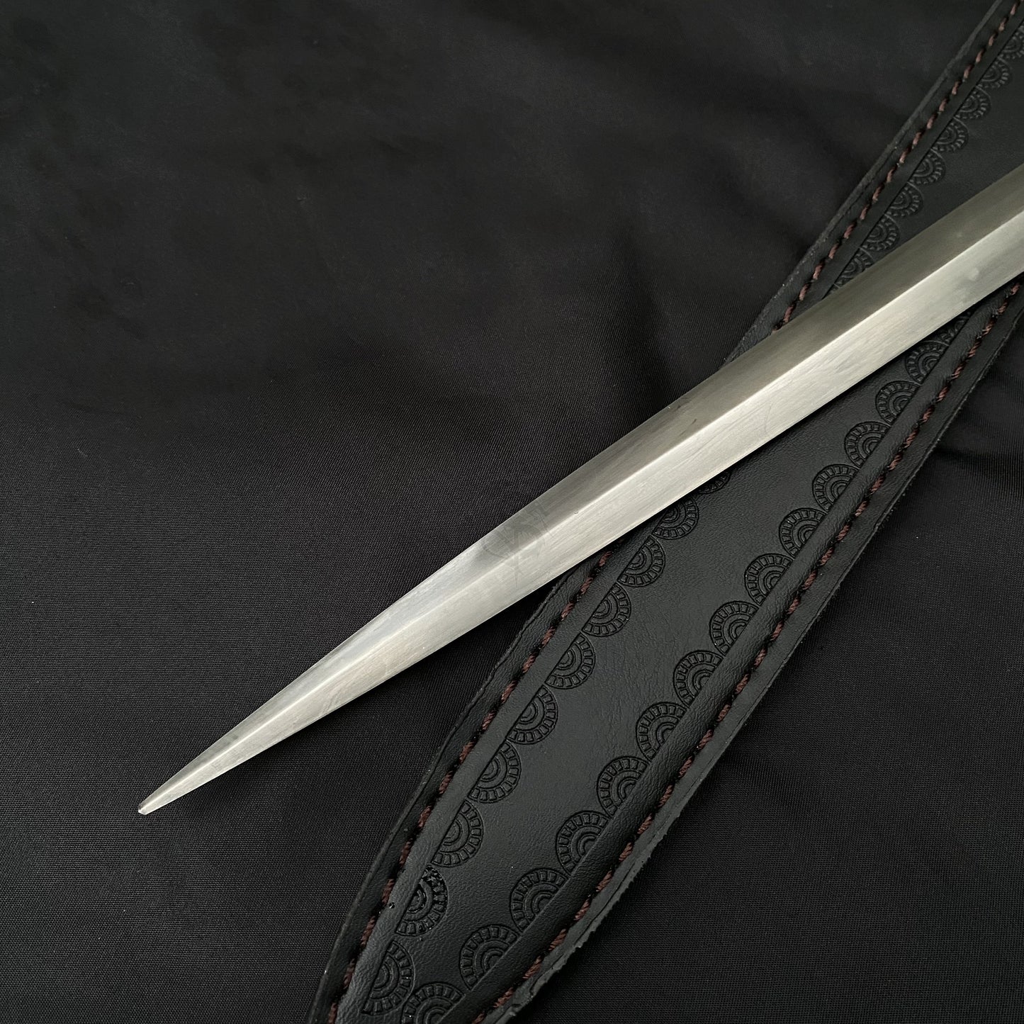 IRL Misericorde Short Sword 1045 Carbon Steel Version