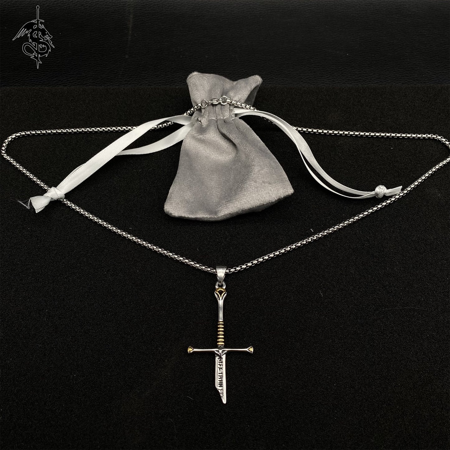 Middle Age Broken Holy Sword King Elendil Narsil Necklace Cool Collective Jewelry