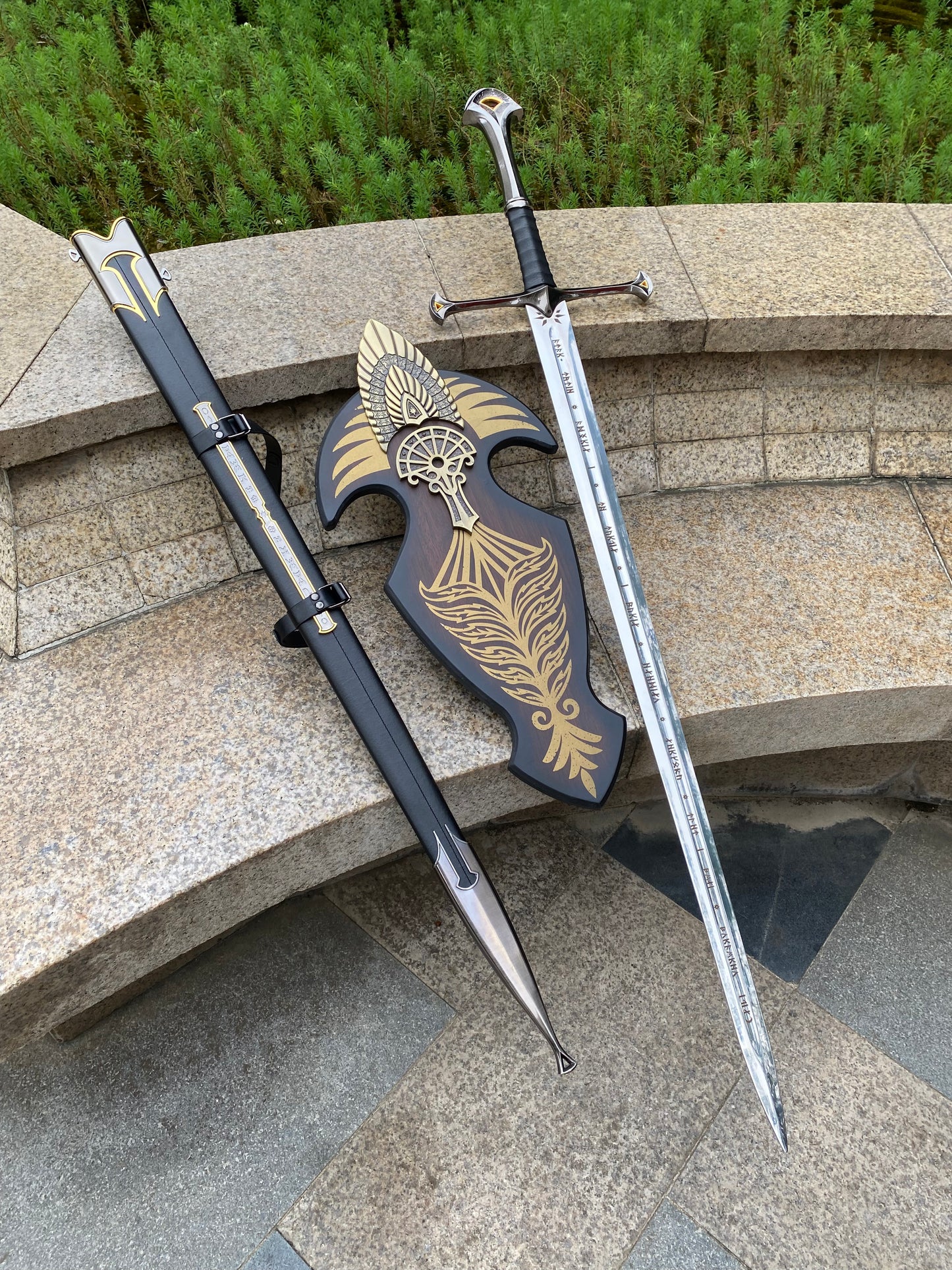 Life-Size Narsil Sword Andúril Sword Metal Replica