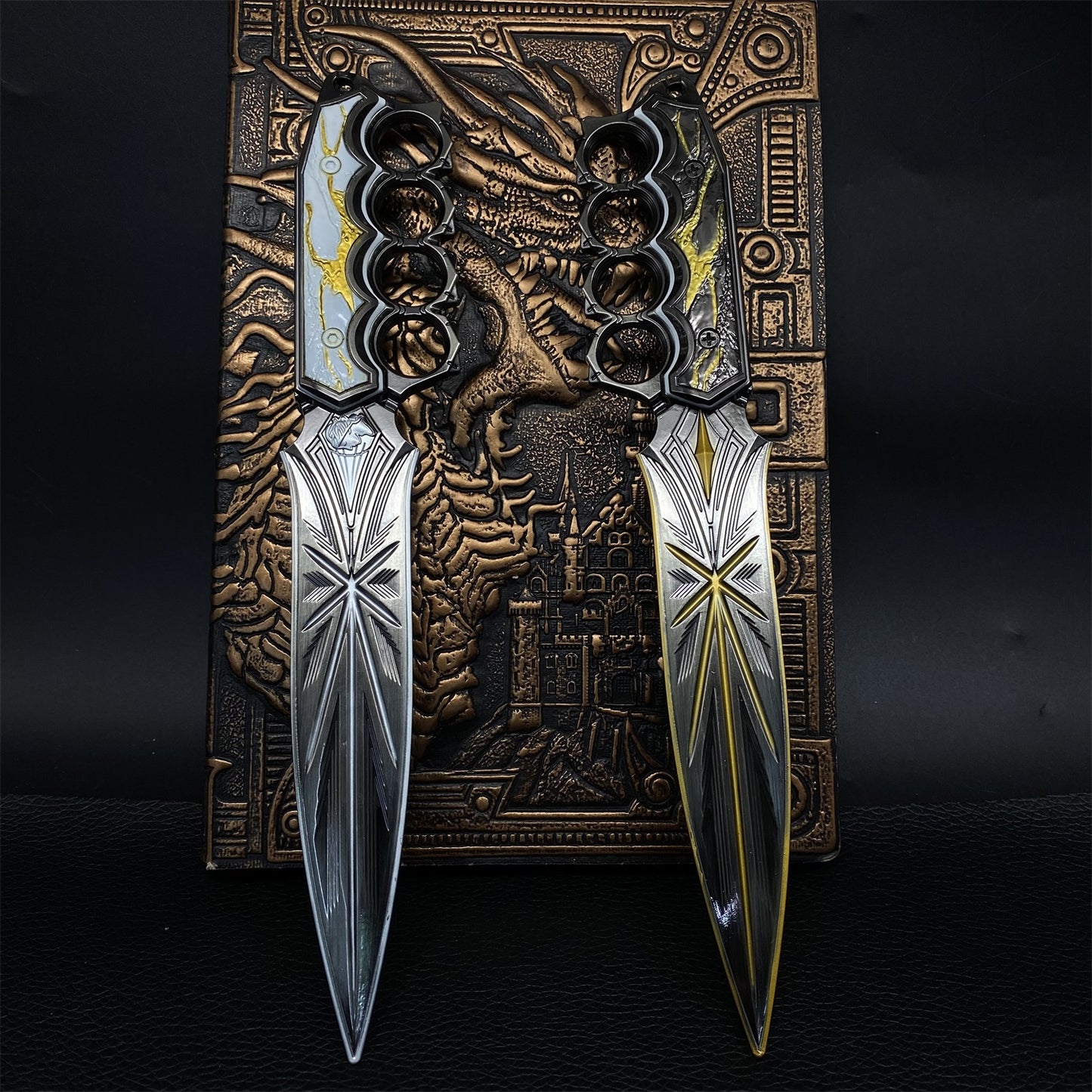Hot Game Nightly Blade Metal Dull Blade Replica 2 Colors