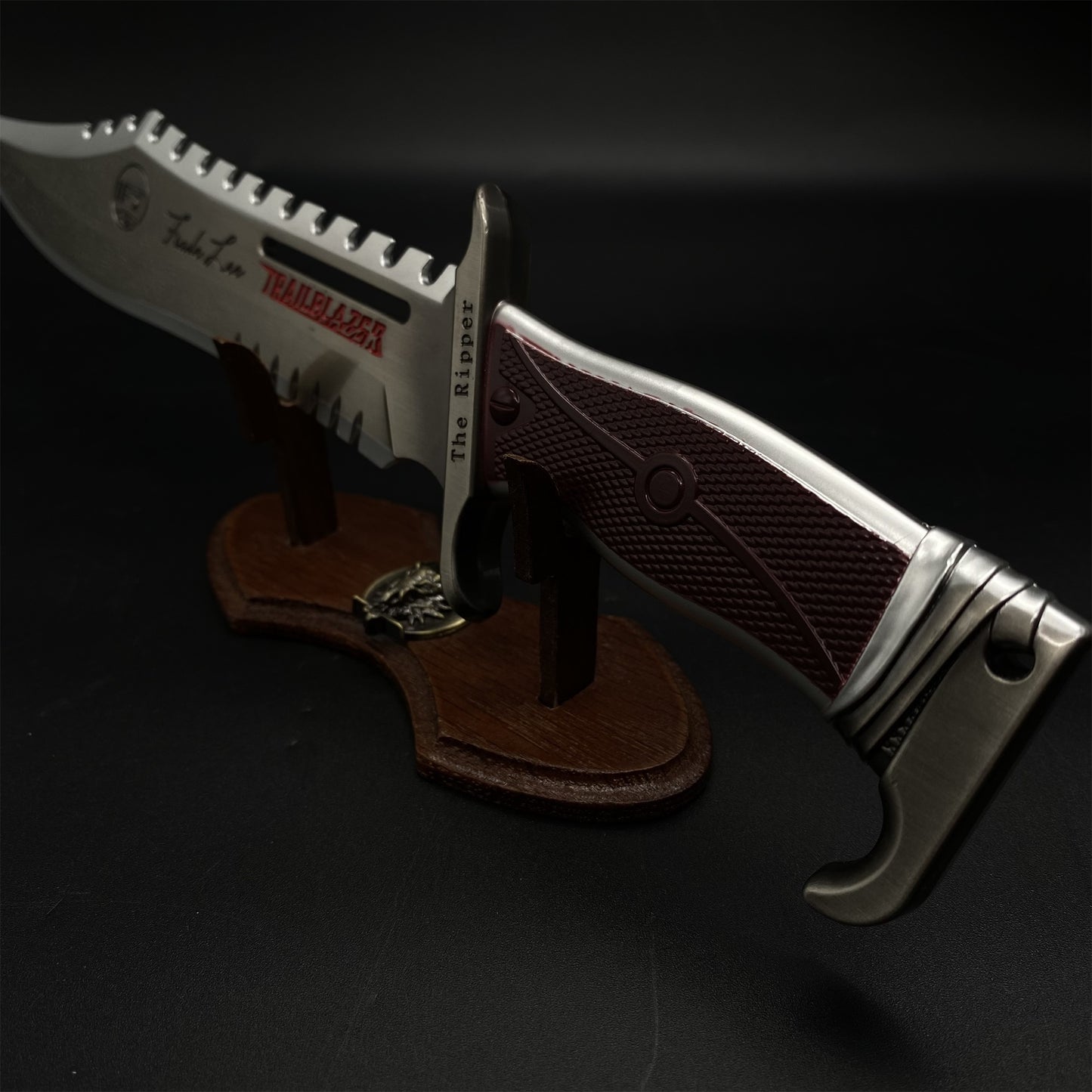 Pathfinder's Cleaver Dagger Metal Replica
