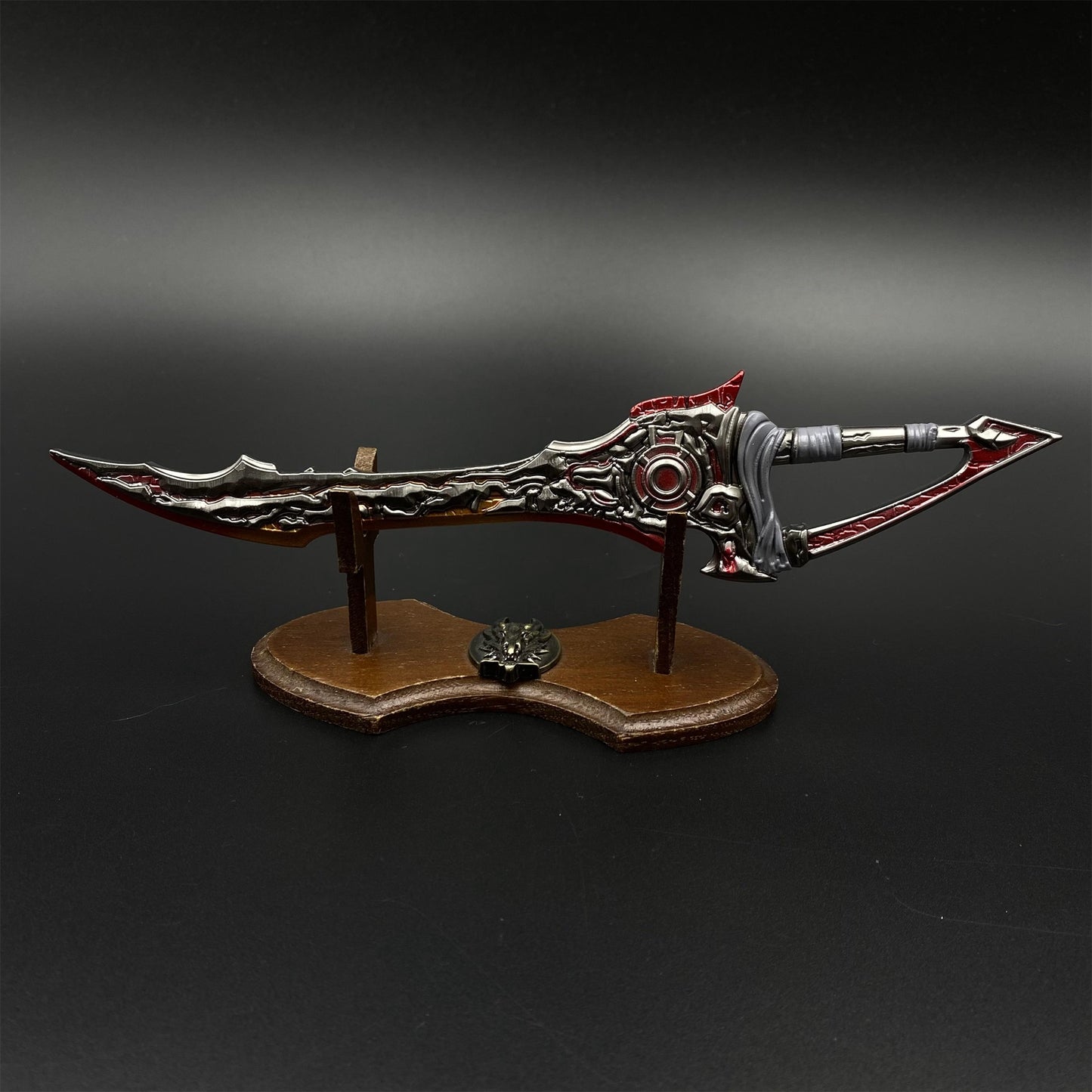 Peace Elite Lava Twin Blades Metal Miniature 22CM/8.7"