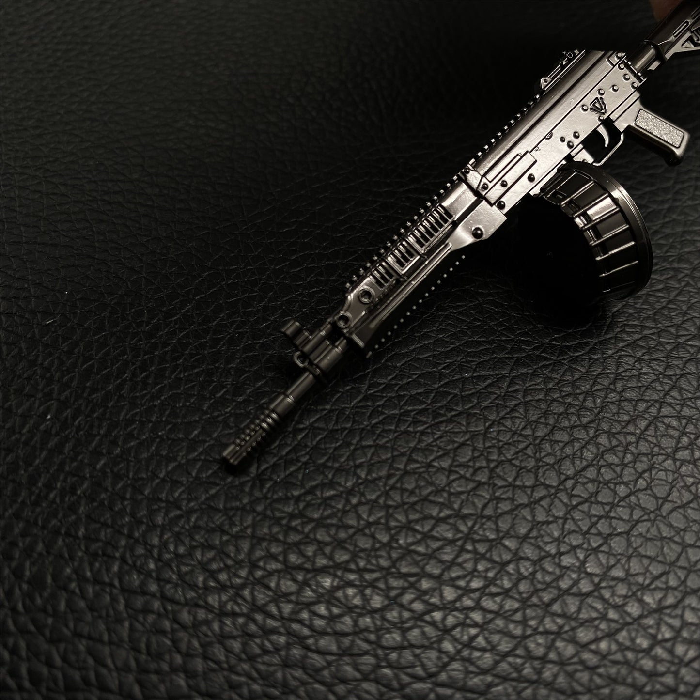 Tiny RPK 16 Metal Gun Keychain