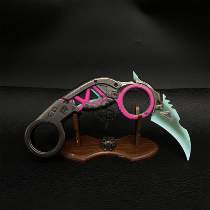 New Raptor's Claw Metal Blunt Replica