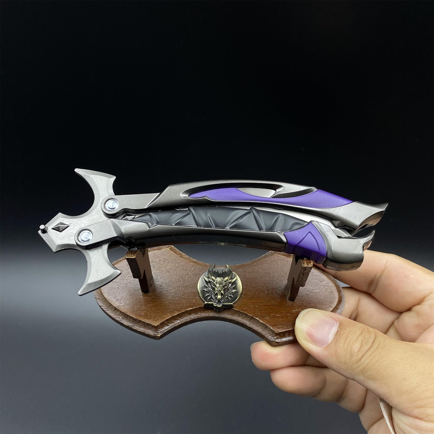 Hot Game Raever 3.0 Knife Reaver Balisong Butterfly Knife Blunt Blade Prop