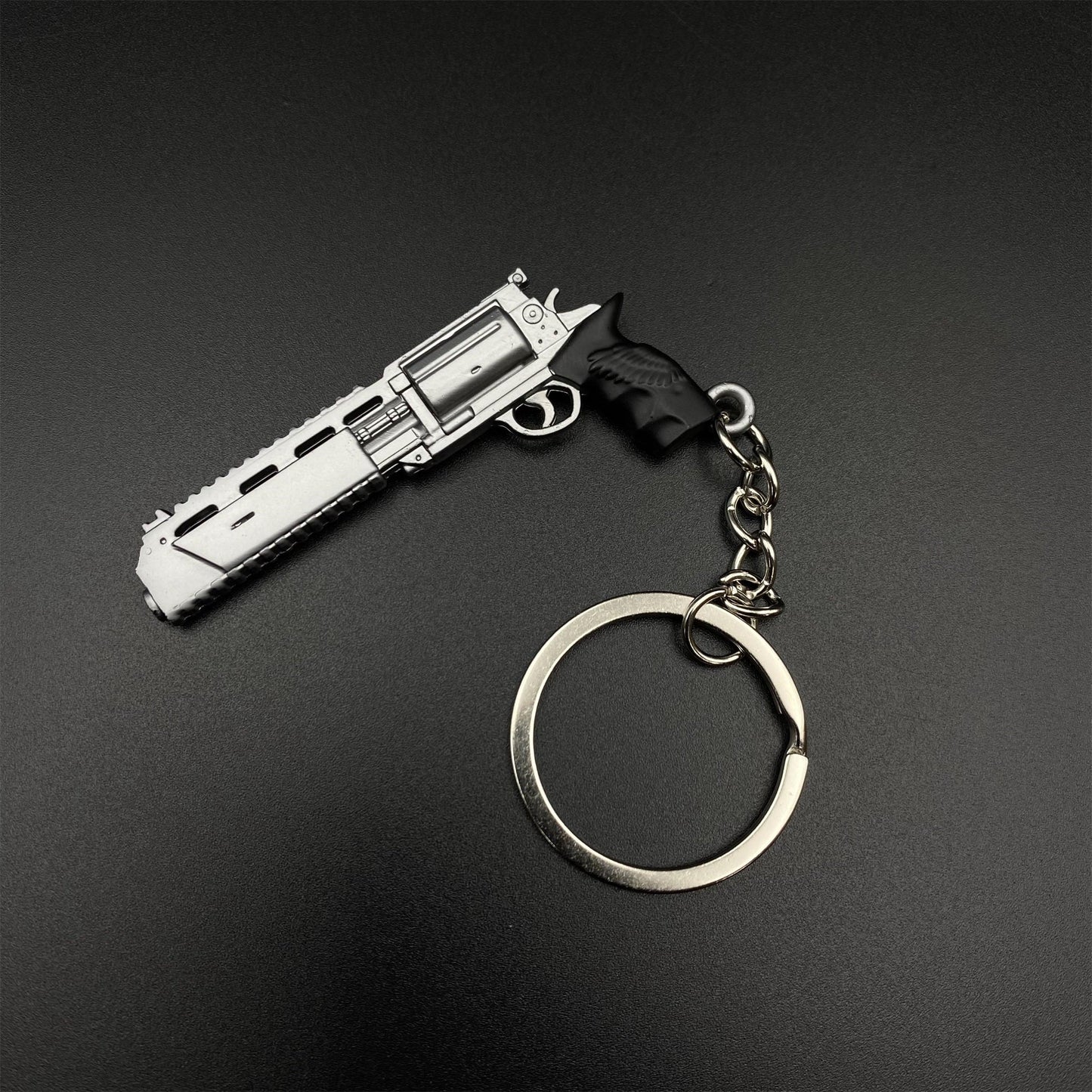 RE9 Requiem Leon Axe Revolver Metal Keychain