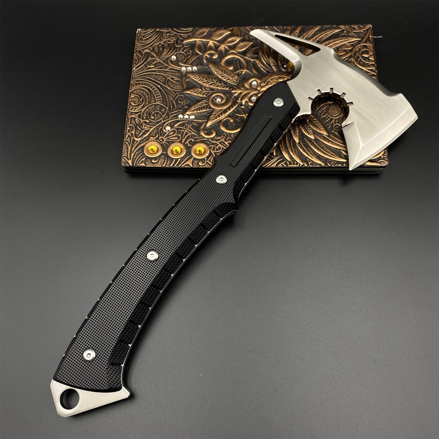1:1 Scale Metal Re9 Leon Tactical Axe 35CM/13.8" - Blunt Blade Replica For Display