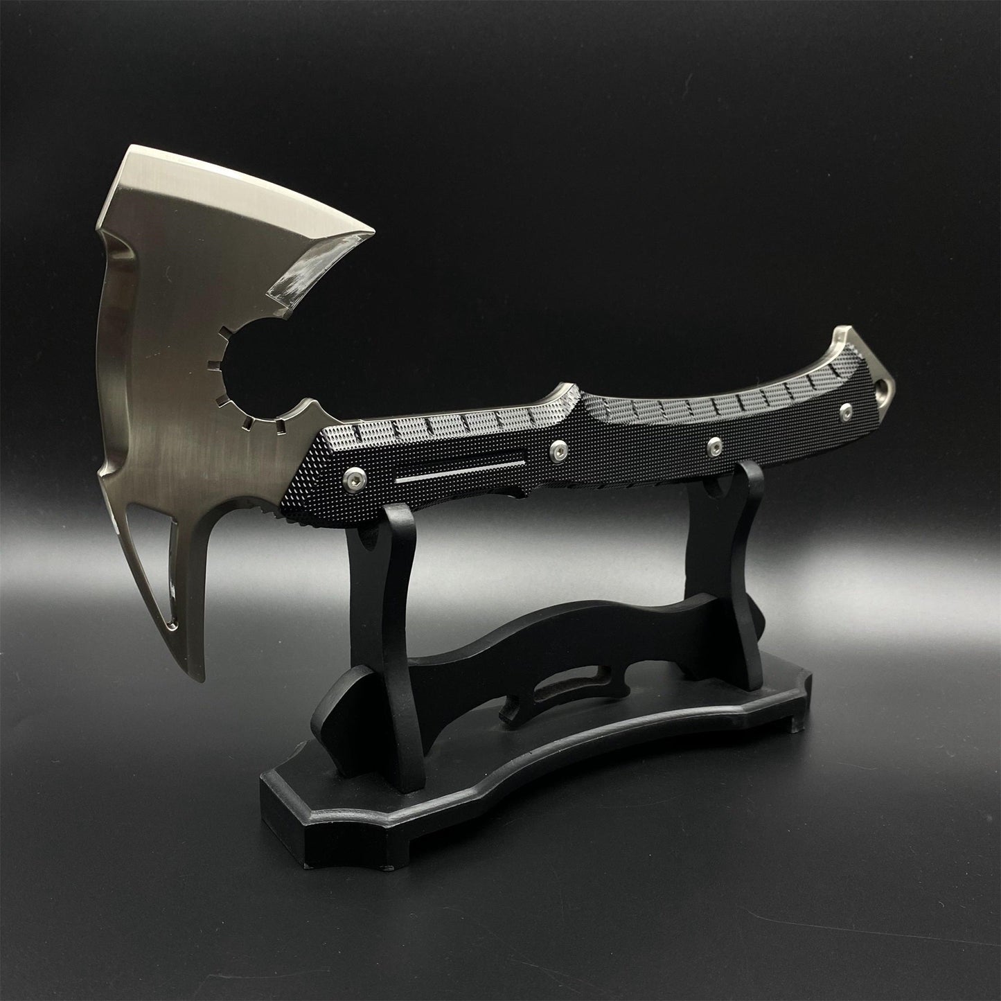 1:1 Scale Metal Re9 Leon Tactical Axe 35CM/13.8" - Blunt Blade Replica For Display
