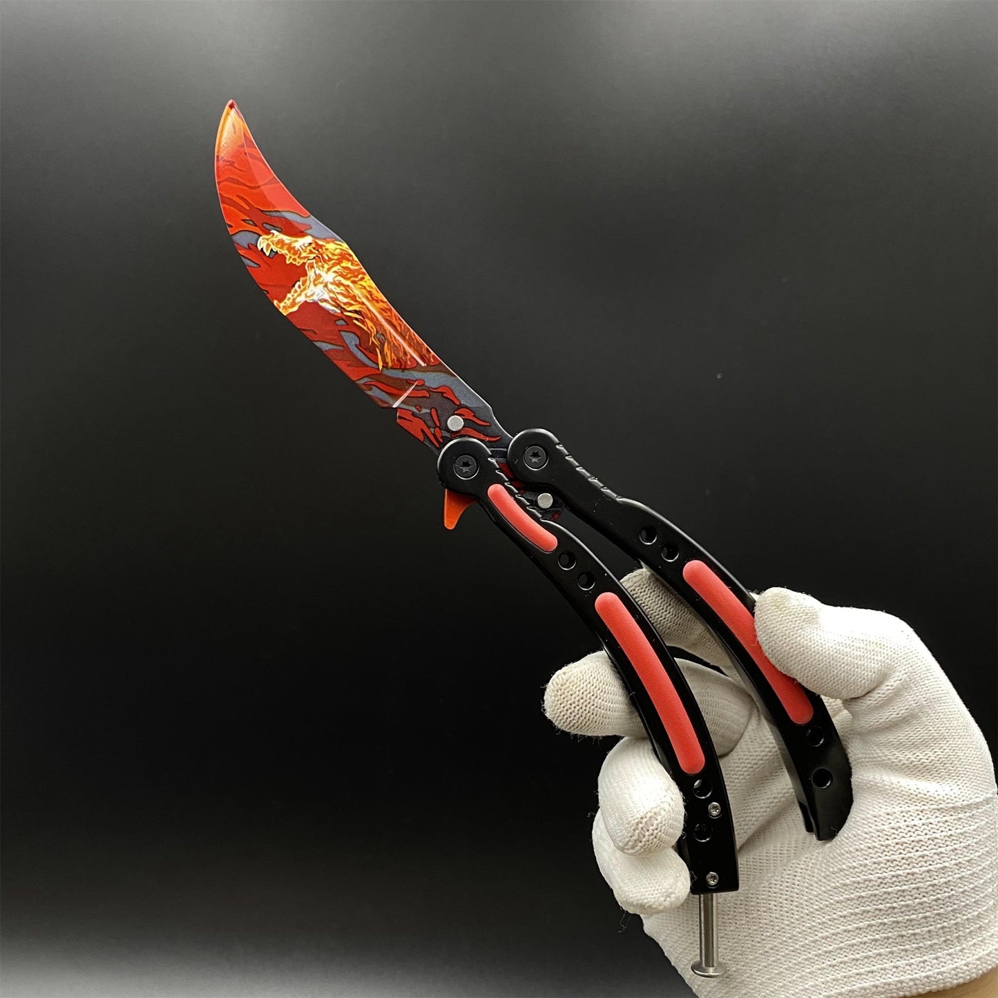 CS2 Butterfly Knife Howl Pattern Balisong Replica - Collectible Display Prop with Display Stand