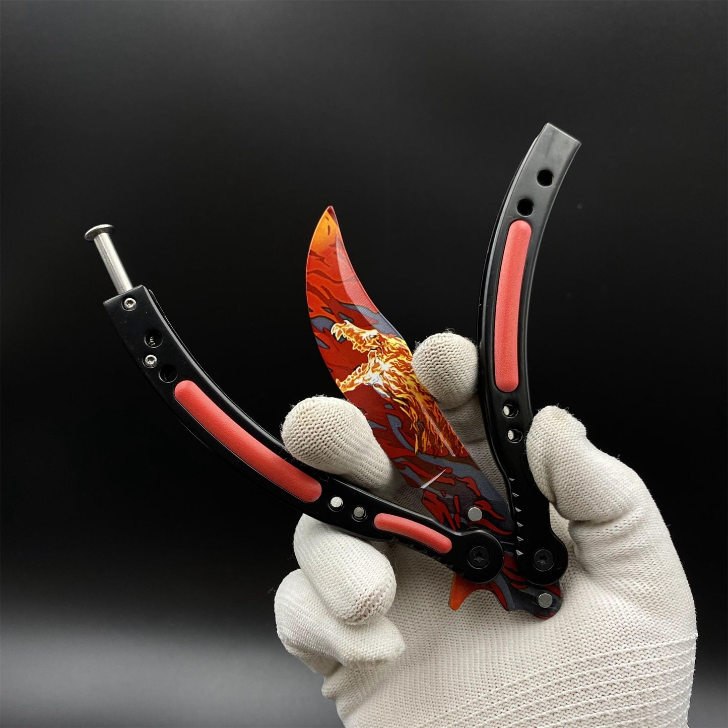 CS2 Butterfly Knife Howl Pattern Balisong Replica - Collectible Display Prop with Display Stand