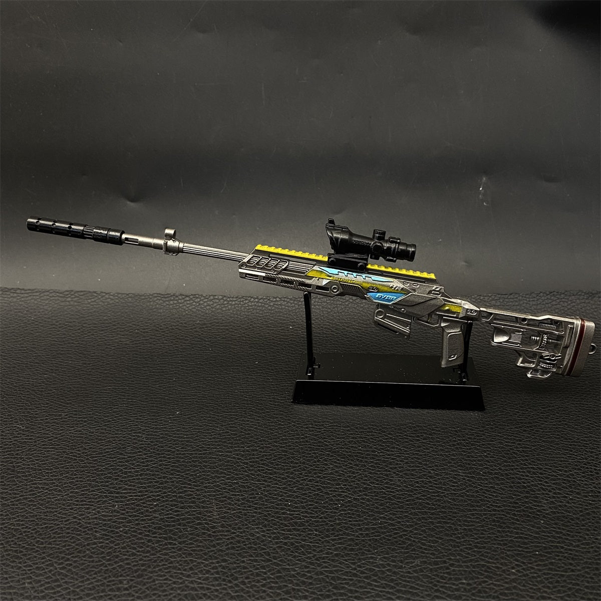 Delta Force Metal SV-98 Sniper Rifle Miniature