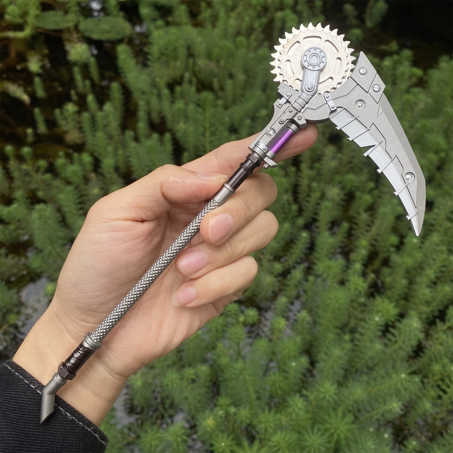 Spinning Gear War Scythe Shatterblade Metal Replica