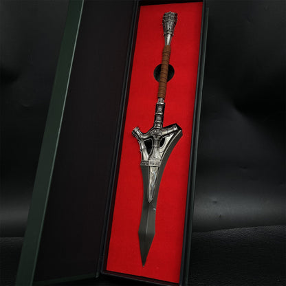 ER Serpent Hunter Spear Metal Miniature With Gift Box