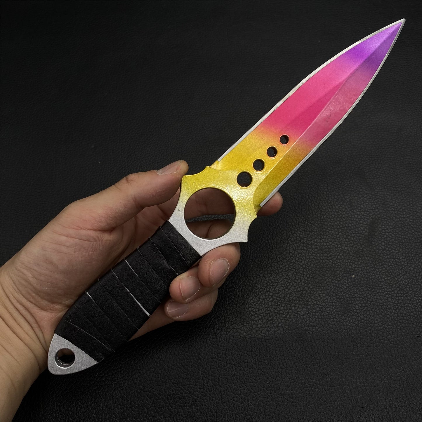 GO Game Skeleton Knife Props Metal Replica
