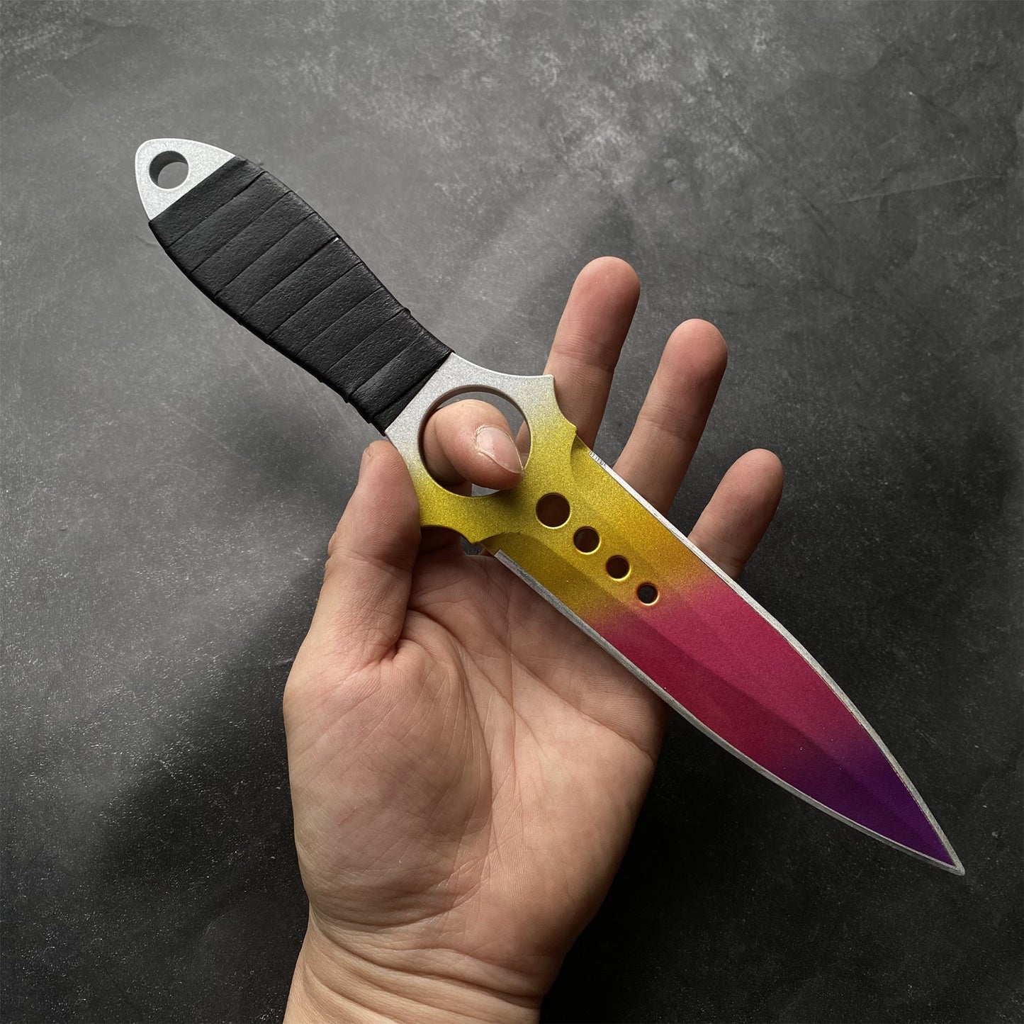 GO Game Skeleton Knife Props Metal Replica