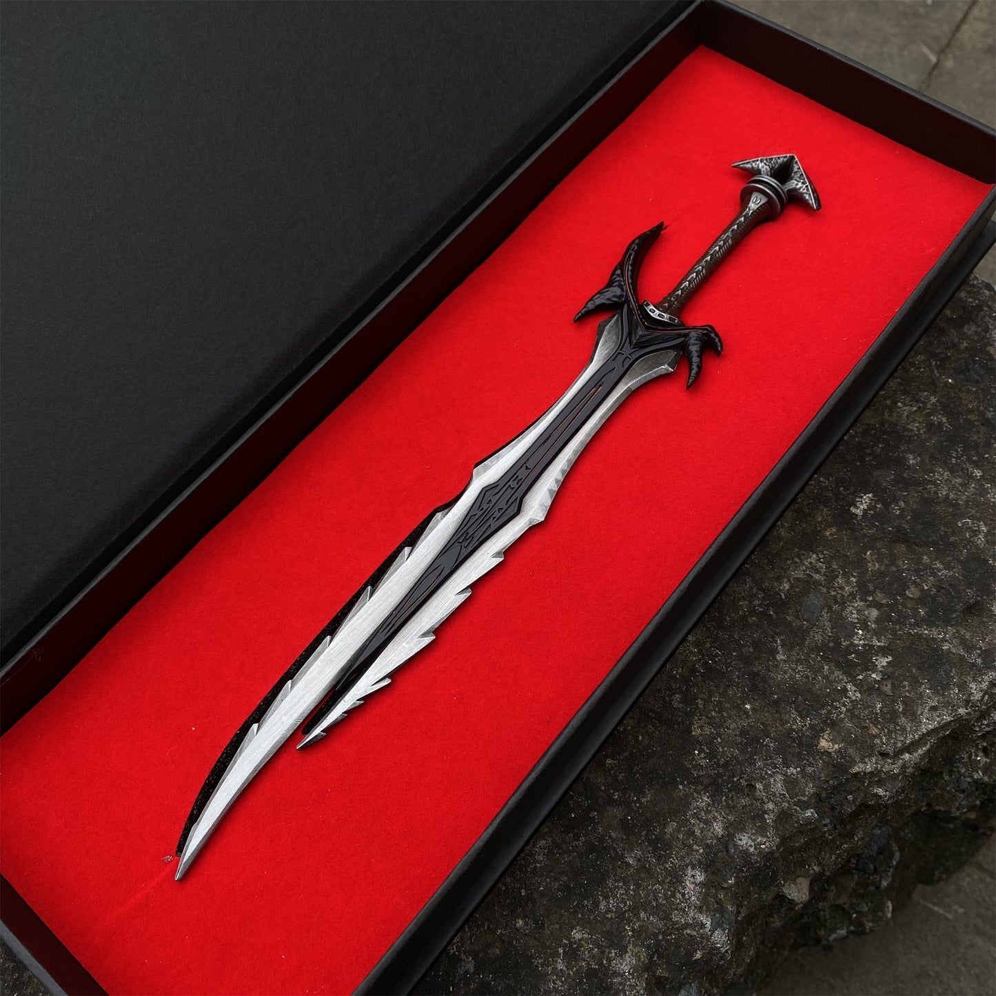 1/6 Scale Skyrim Daedric Weapon Metal Collection