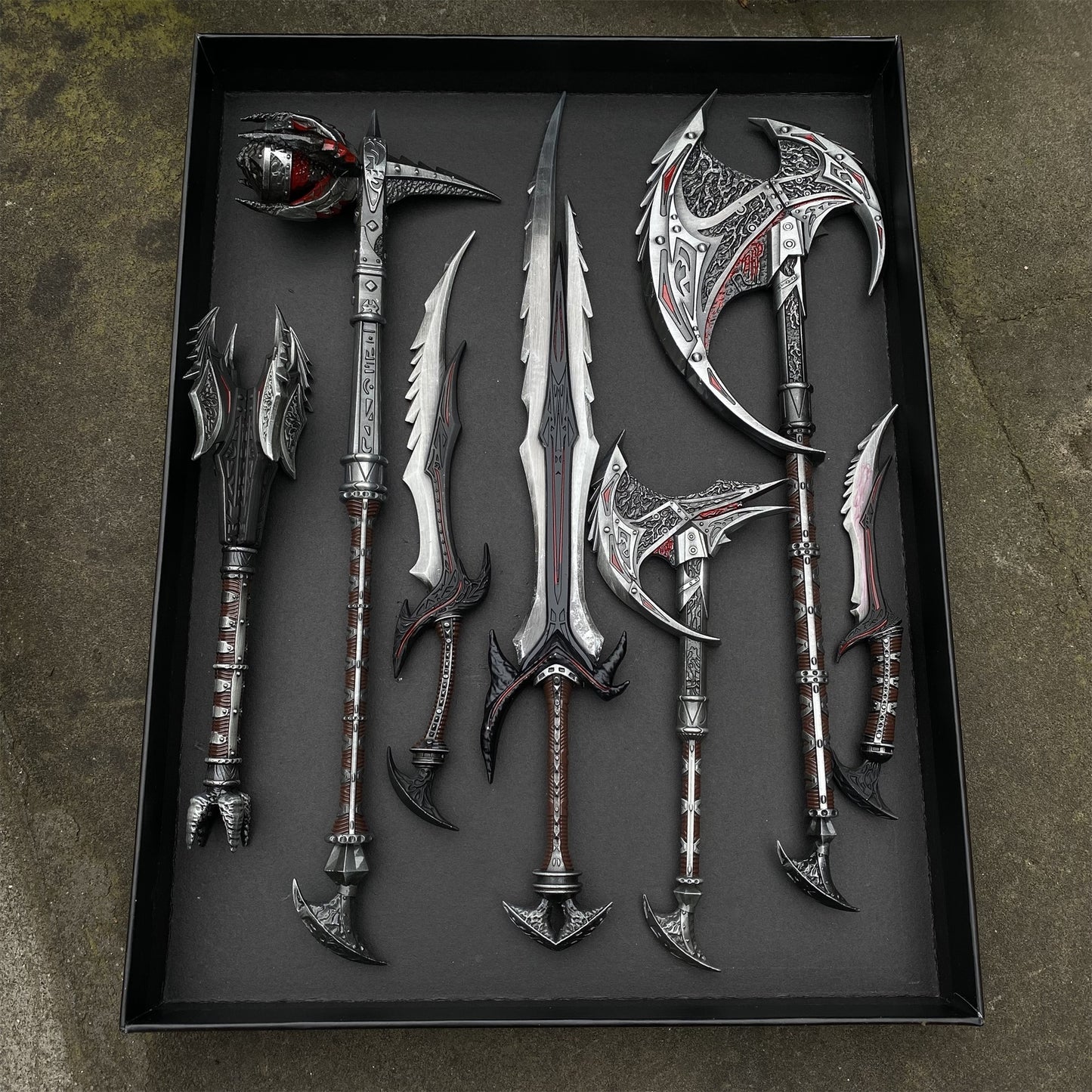 1/6 Scale Skyrim Daedric Weapon Metal Collection