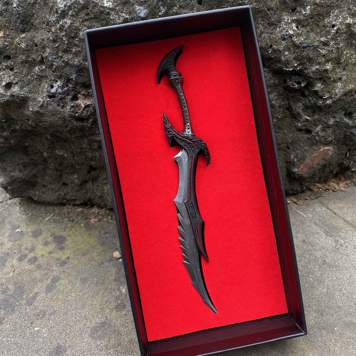 1/6 Scale Skyrim Daedric Weapon Metal Collection