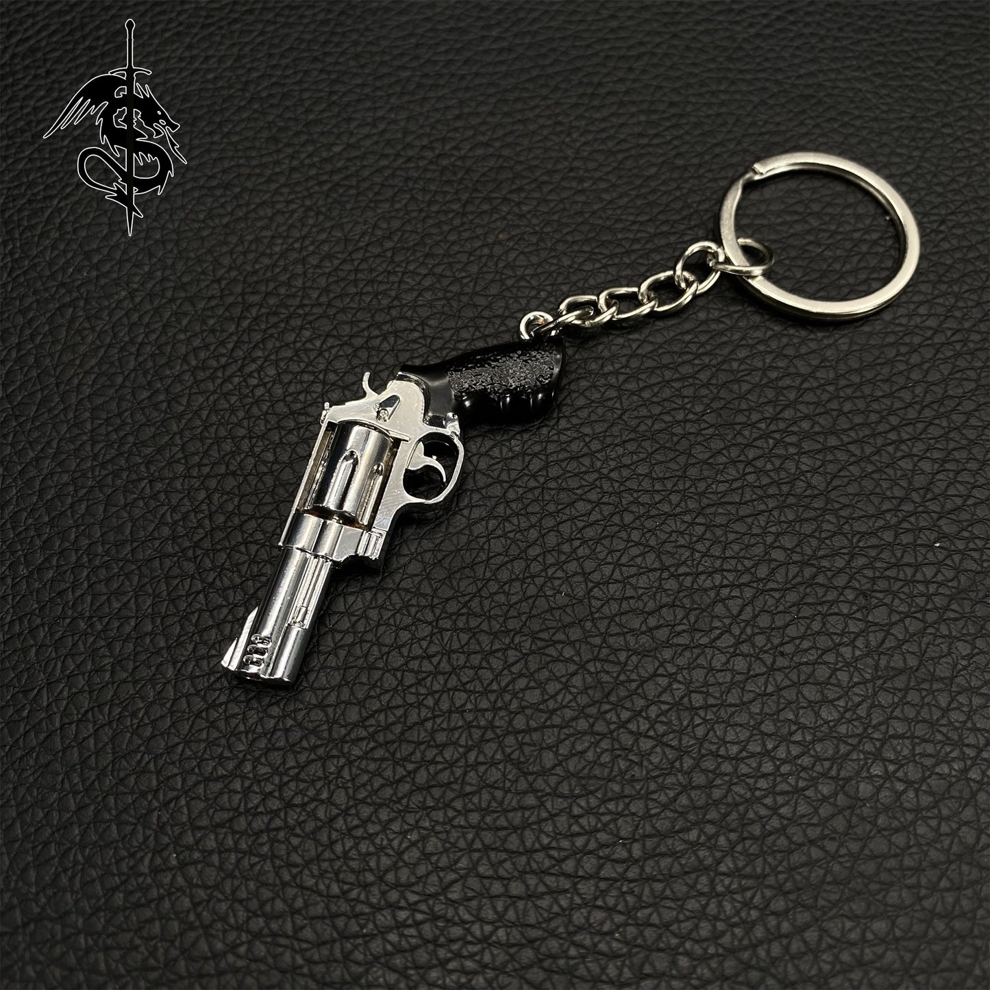 Metal Smith & Wesson Silver Model 500 Revolver Keychain