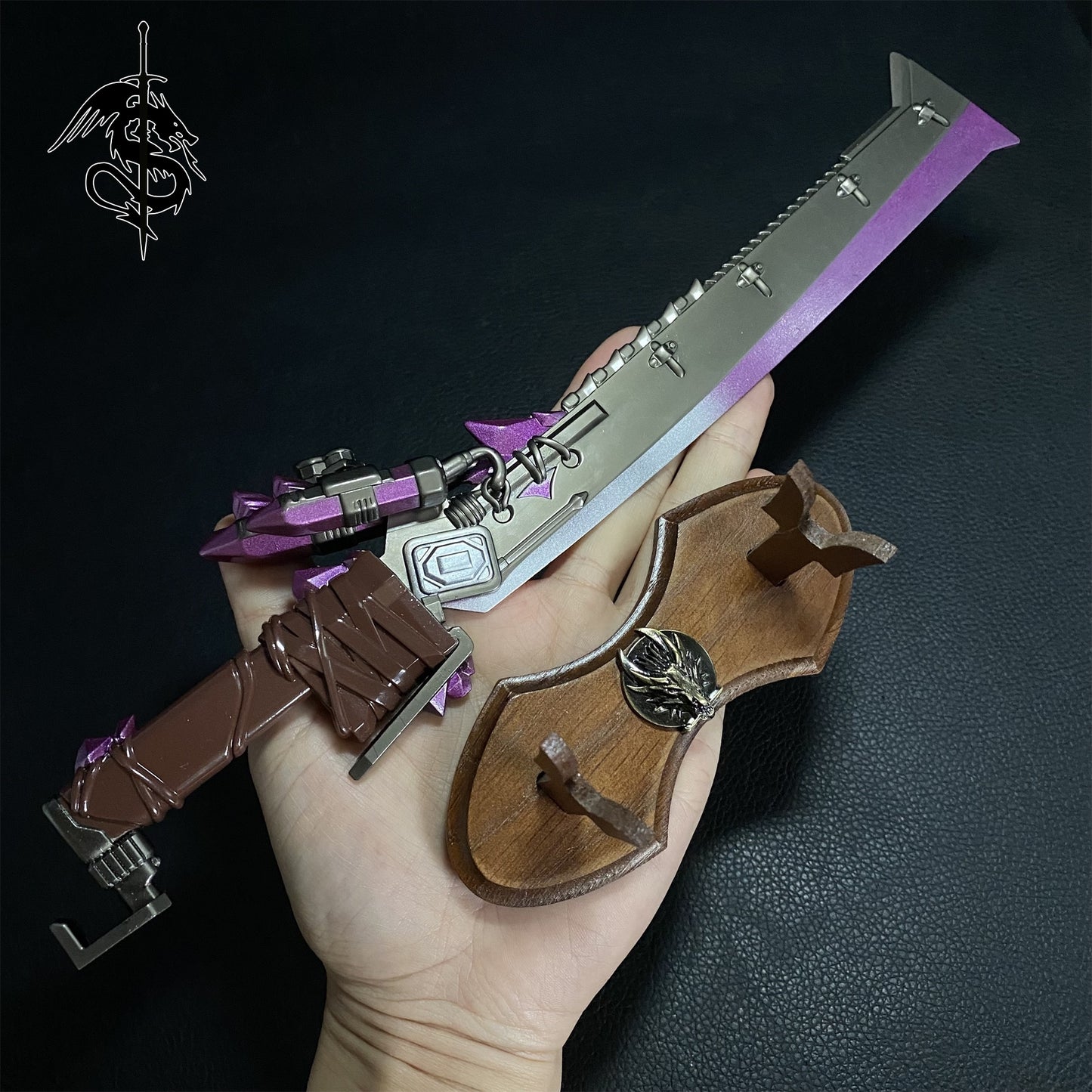 Subway Escape Flame Knife Metal Replica