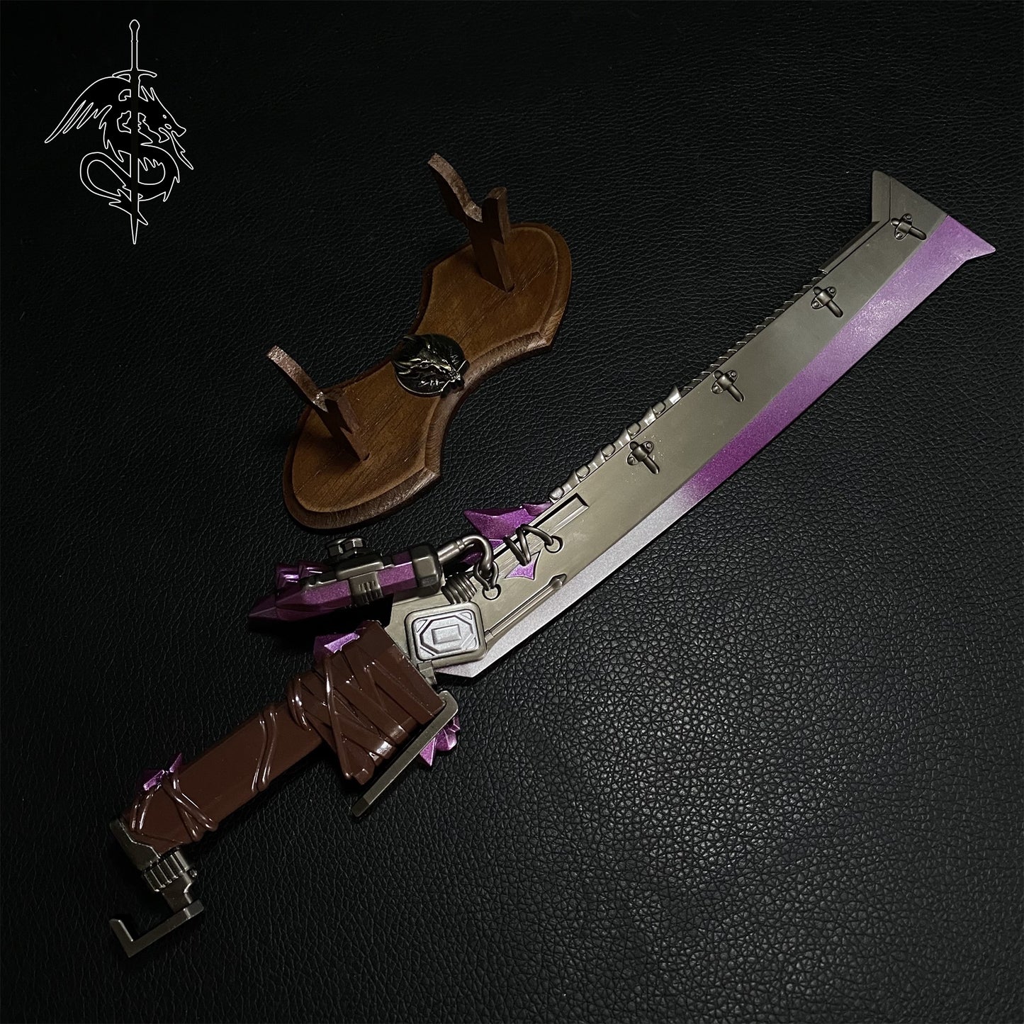 Subway Escape Flame Knife Metal Replica