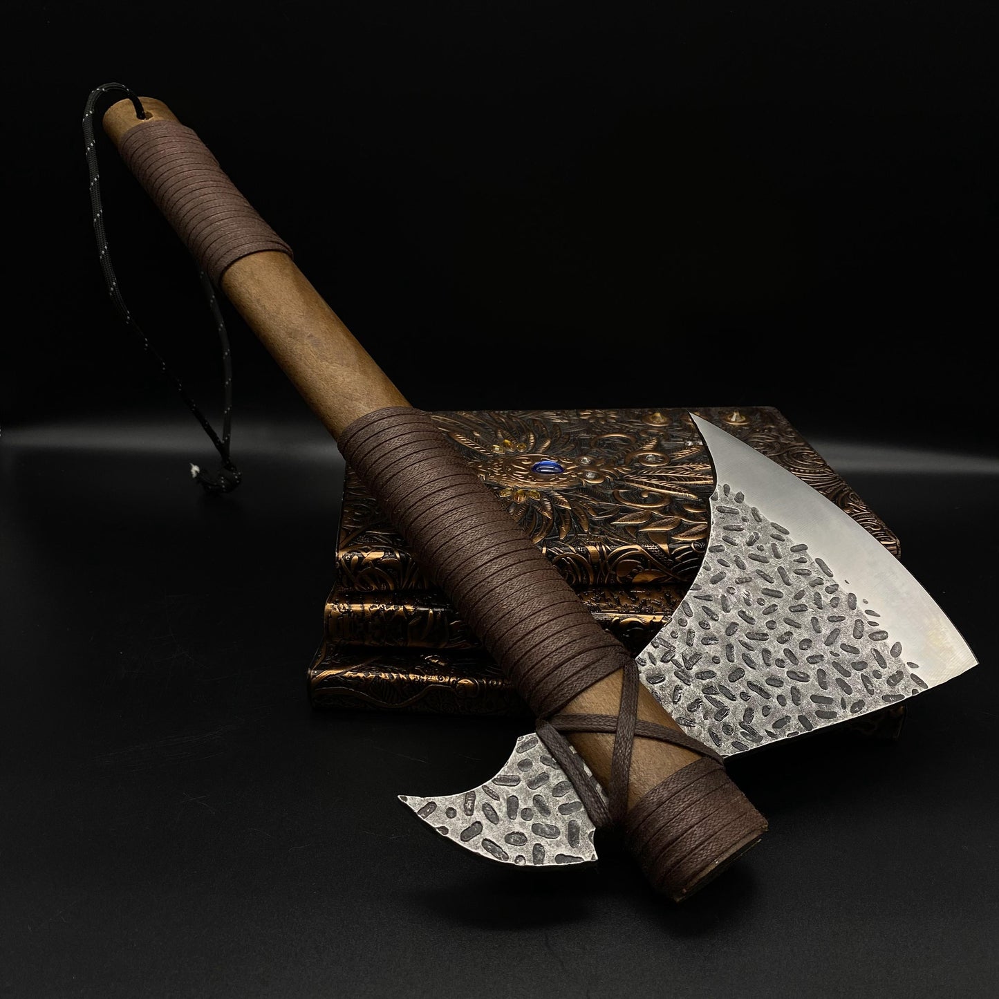 Hand-Forged Flying Axe Cool Camping Outdoor Survival Throwing Axe