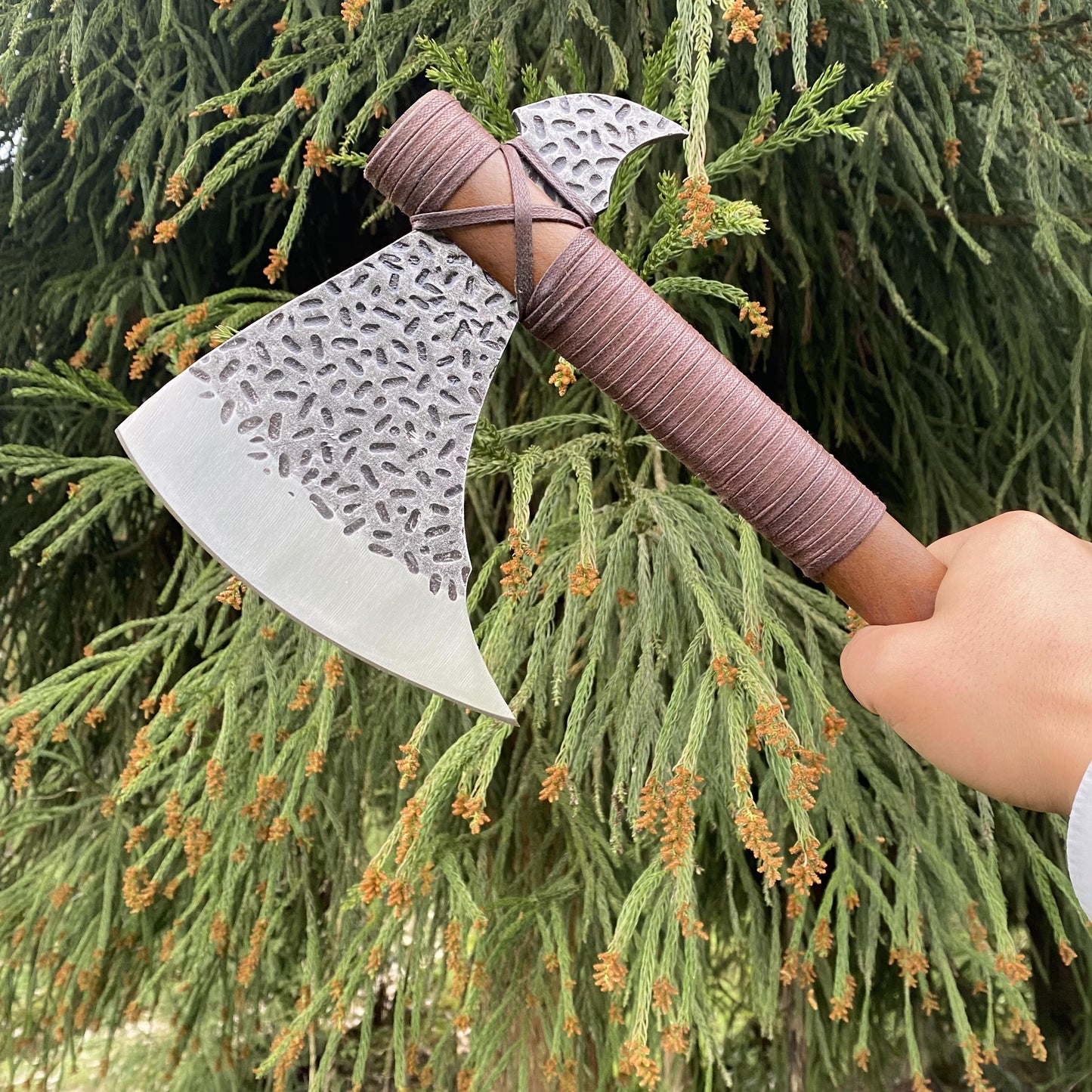 Hand-Forged Flying Axe Cool Camping Outdoor Survival Throwing Axe