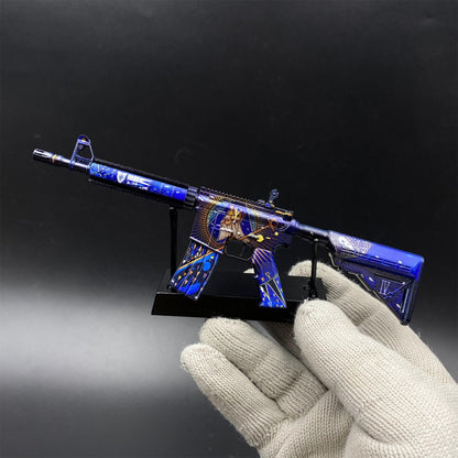 CS2 Hot Game Skin - M4A4 Gun Mini Metal Replica For Collectible