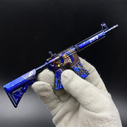 CS2 Hot Game Skin - M4A4 Gun Mini Metal Replica For Collectible