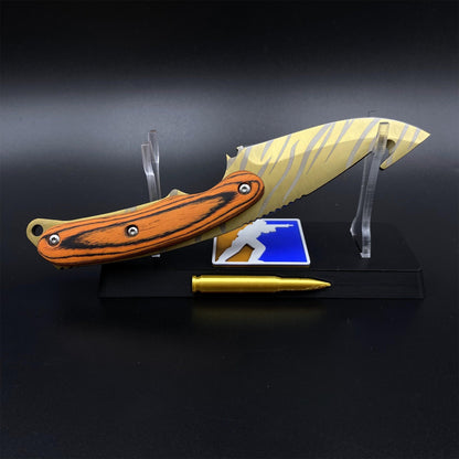420 Steel CS2 Tiger Tooth Knife Collectible Model Outdoor Camping Knife