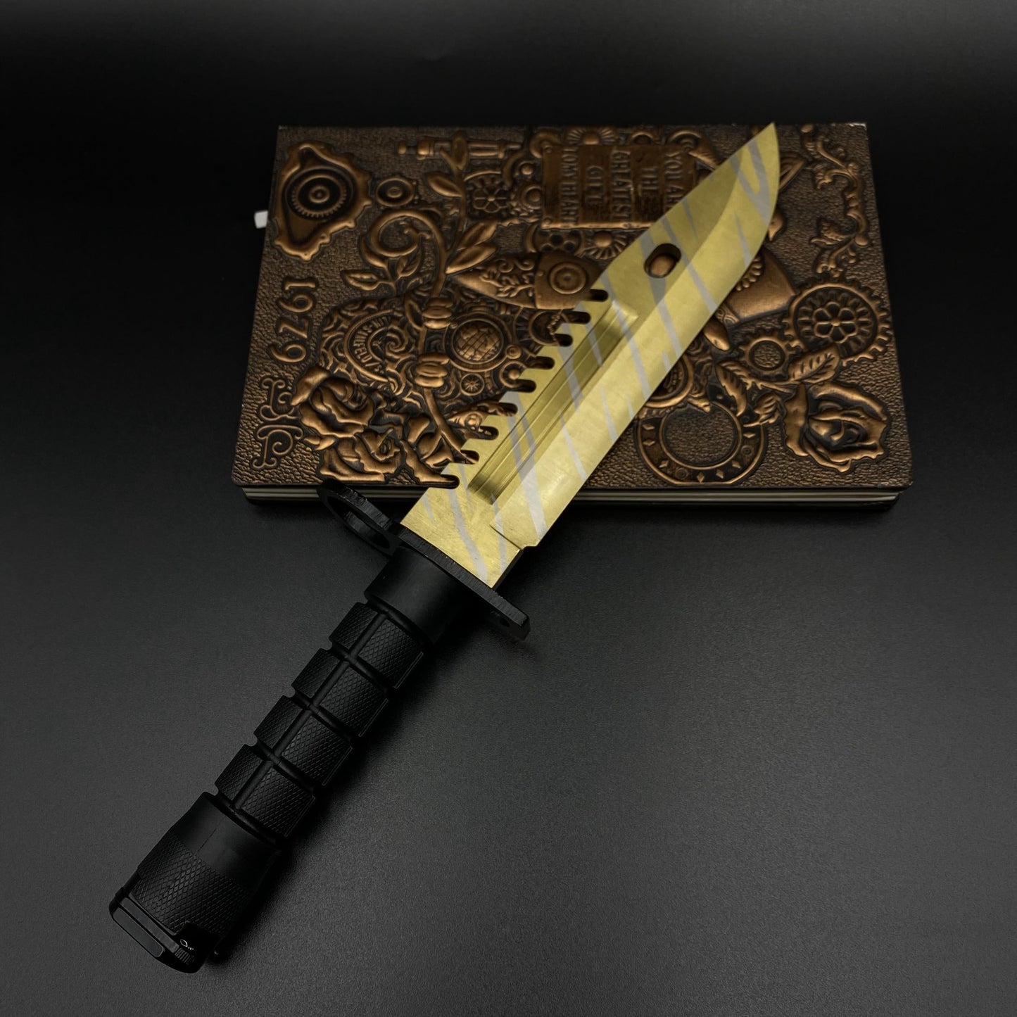 420 Steel Dull Blade Replica Life-Size CS2 Tiger Tooth Skin M9 Bayonet For Collection