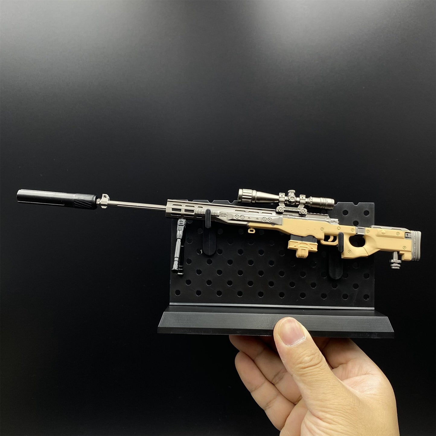 Metal Delta Force AWM Sniper Rifle Miniature