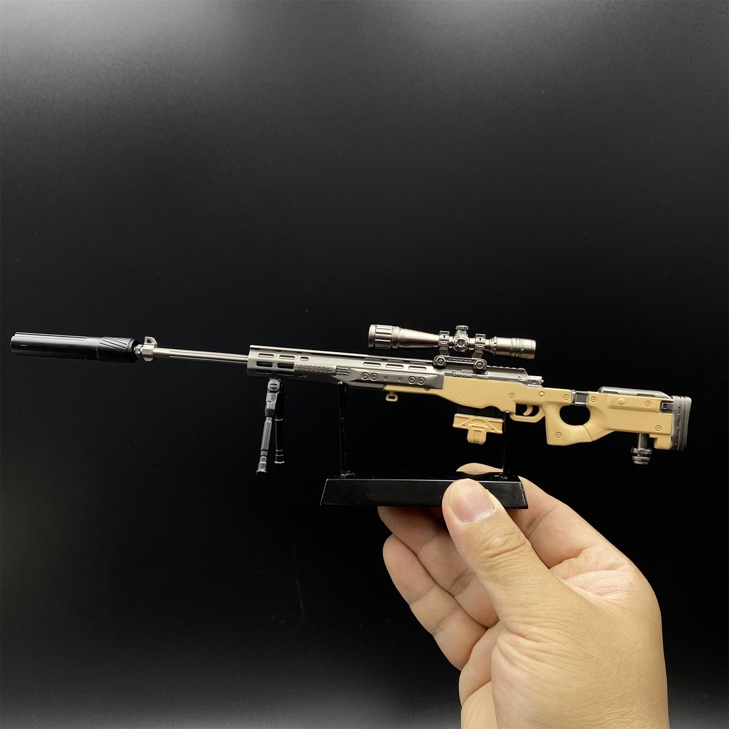 Metal Delta Force AWM Sniper Rifle Miniature