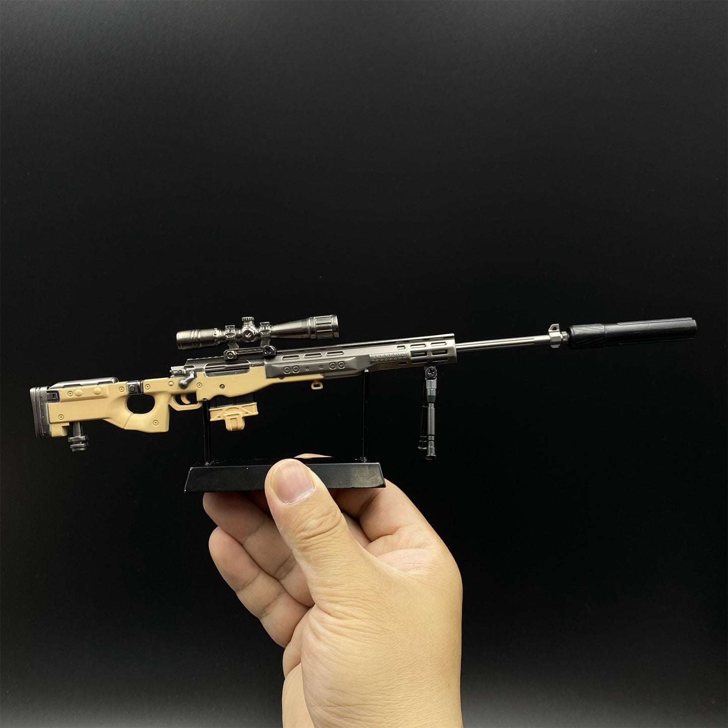 Metal Delta Force AWM Sniper Rifle Miniature