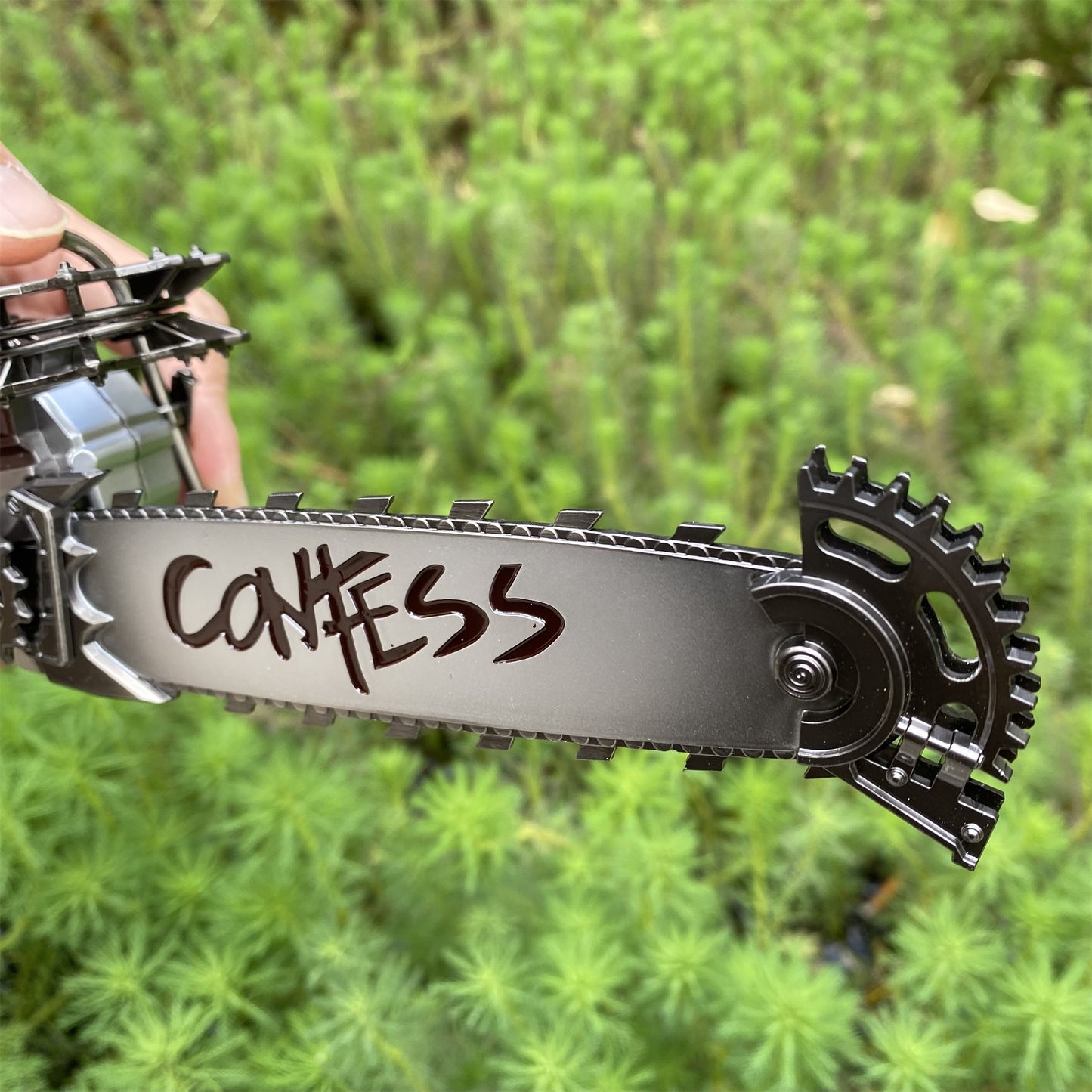 DF Game 25CM Two Handed Chainsaw Weapon Metal Replica