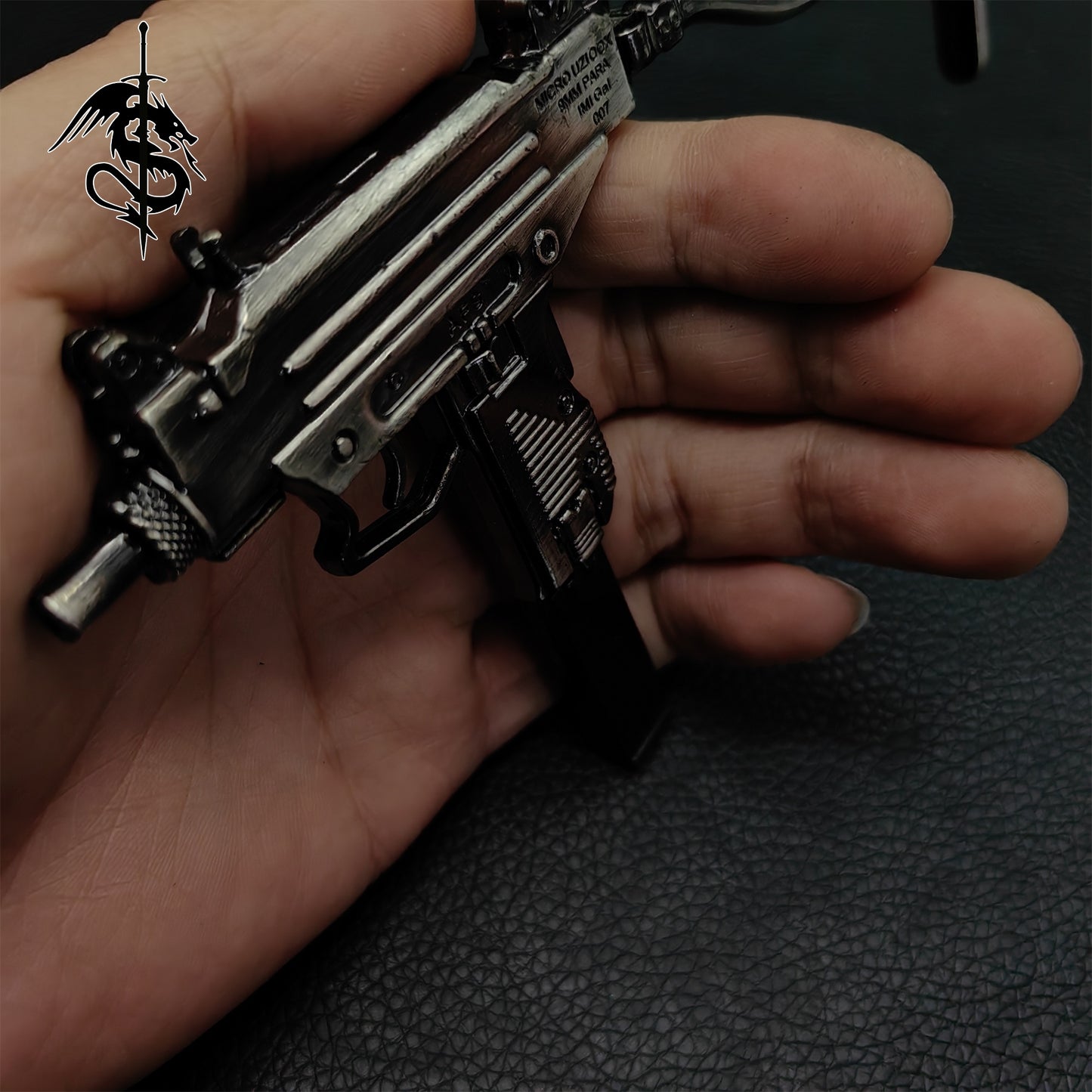 Metal UZI Submachine Gun Miniature Small Gun Toy Mini Replica